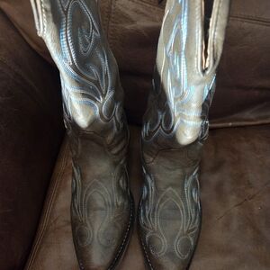 Roper Brown Cowboy Boots with Blue Accents